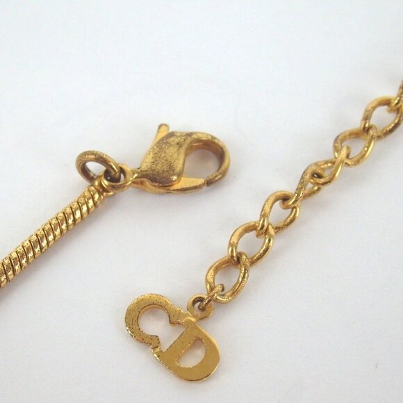 Authentic Christian Dior D logo Necklace metal [Used] - Picture 8 of 9